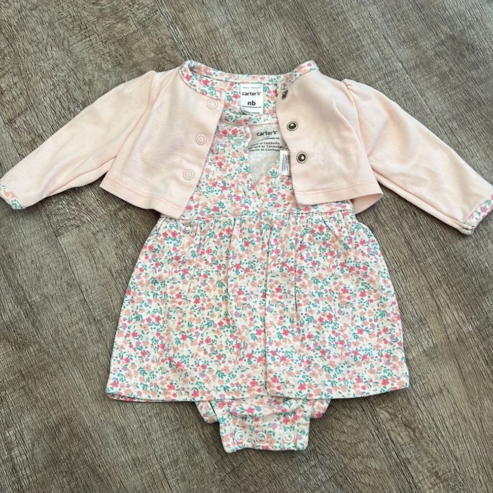 Carters baby flower print outfit